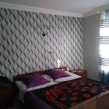 9 Plus - Orbeli Exterior foto